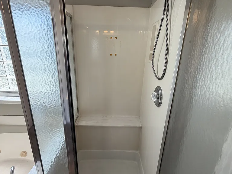 4006 Raven Rock Ct — Photo 20