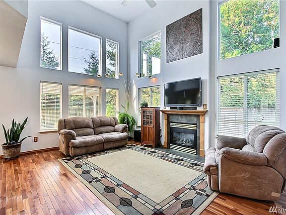 2nd image of 2373 56th Ave SW