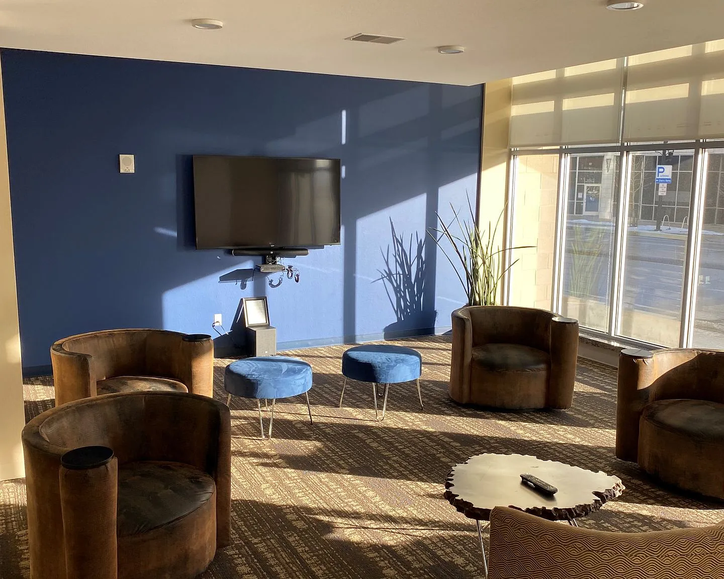 Metreau Apartments — Photo 4