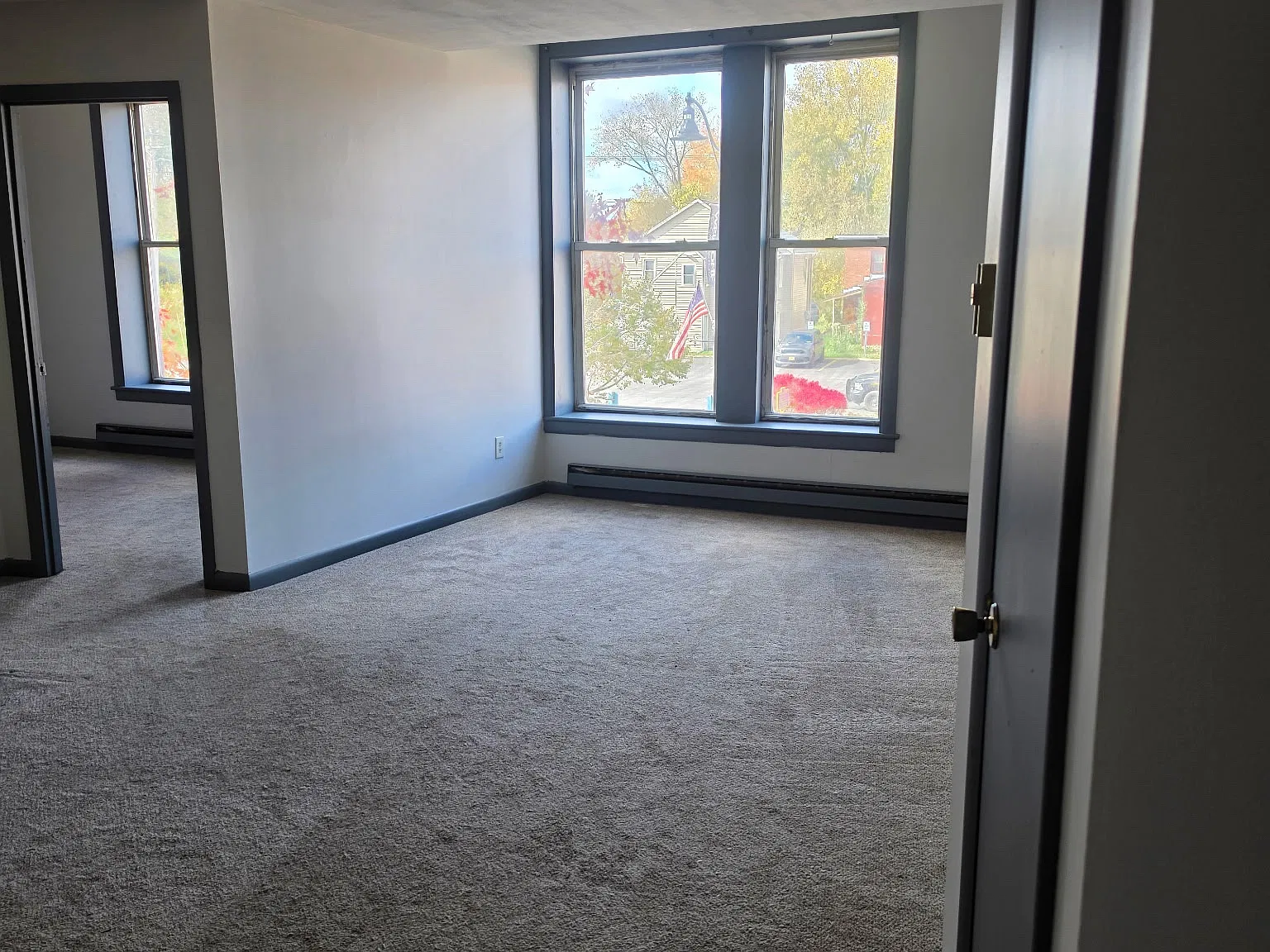 1 bed, 700 sqft, $950 — Photo 2