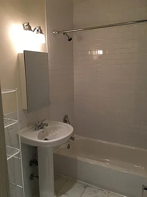 Rented by Trion Real Estate Management | media 50