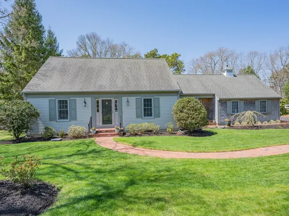 234 Winding Cove Rd, Barnstable, MA 02630