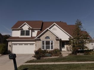 1614 Crowfoot Cir N, Hoffman Estates, IL 60169