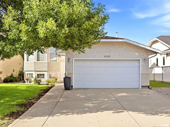 8126 Sherwood Drive, Regina, SK S4Y 1J6