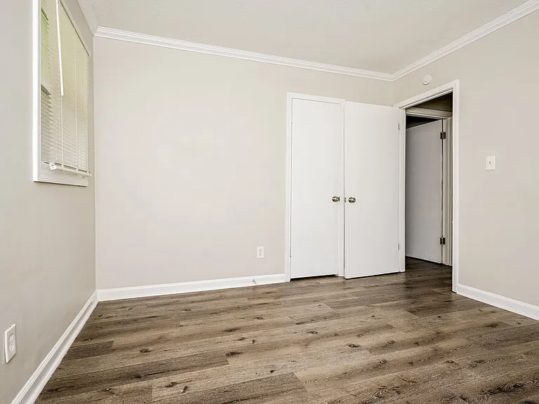 494 Clara Dr — Photo 12