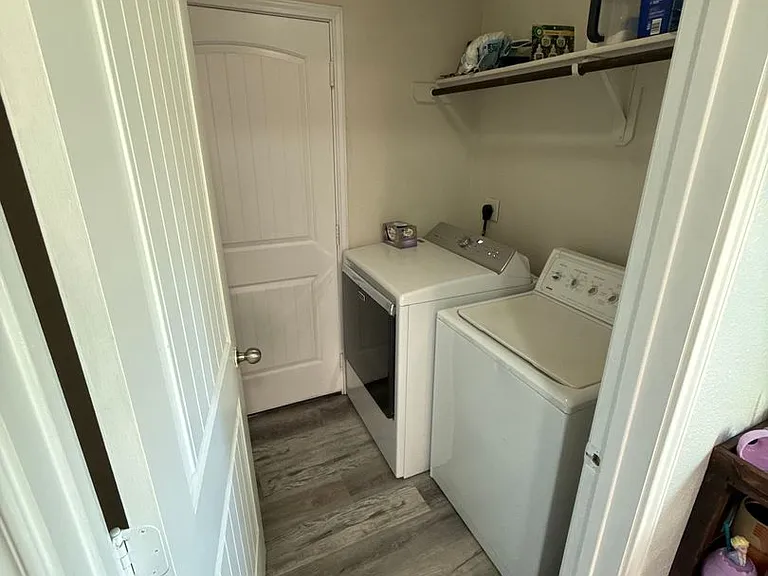 3505 Moline Cir — Photo 17