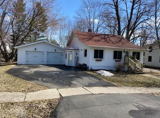 705 S Highland Ave, Marshfield, WI 54449