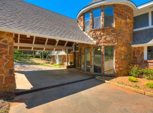 1621 N Mistletoe Ln, Edmond, OK 73034