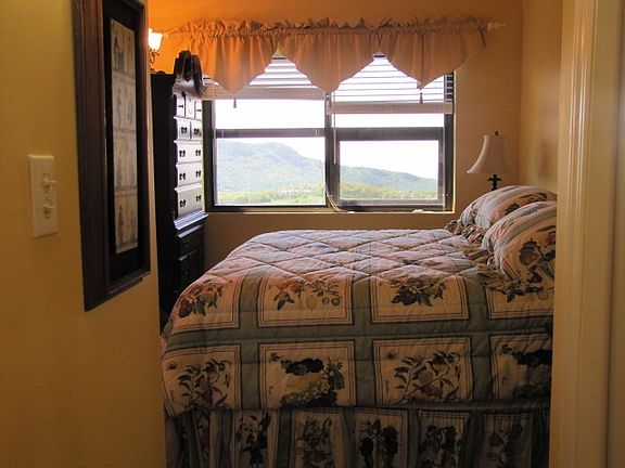 3rd image of 303 Sugar Top Dr Unit 2018