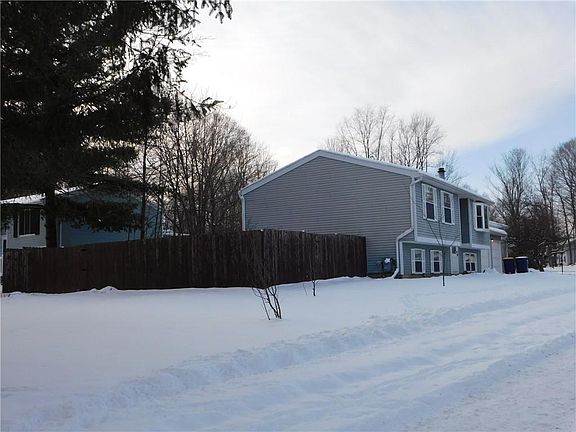 2nd image of 3312 Wildflower Dr