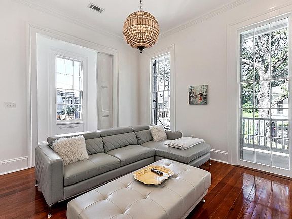3rd image of 2228 Brainard St #B