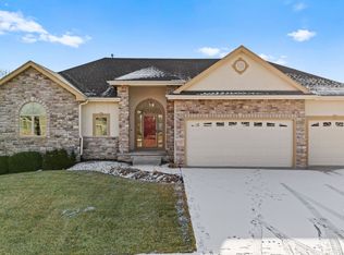 17055 Corby St, Omaha, NE 68116