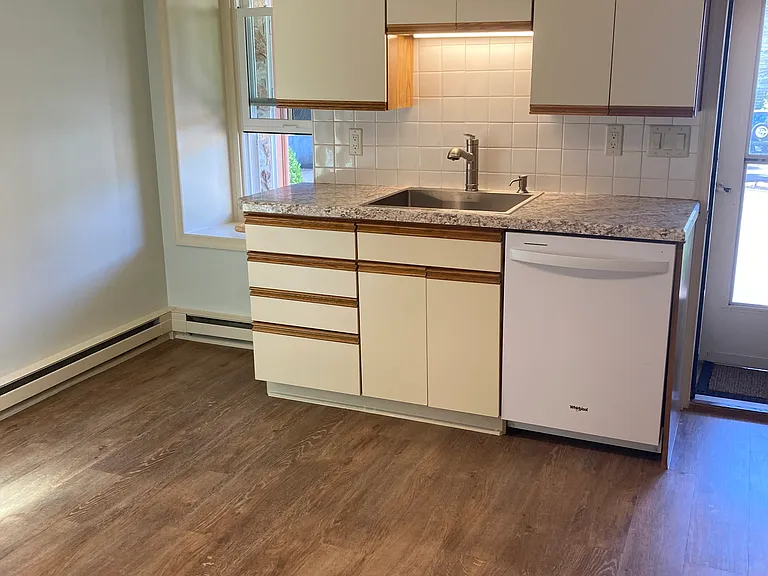 415 W Philadelphia Ave #413 — Photo 7