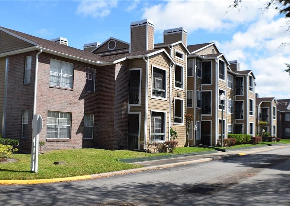 1st image of 4301 Lizshire Ln APT 301