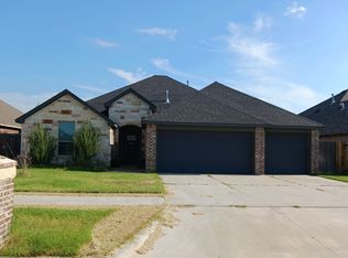 2713 Harvest Dr, Weatherford, OK 73096