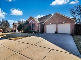 5228 Dove Creek Dr, Fort Worth, TX 76244