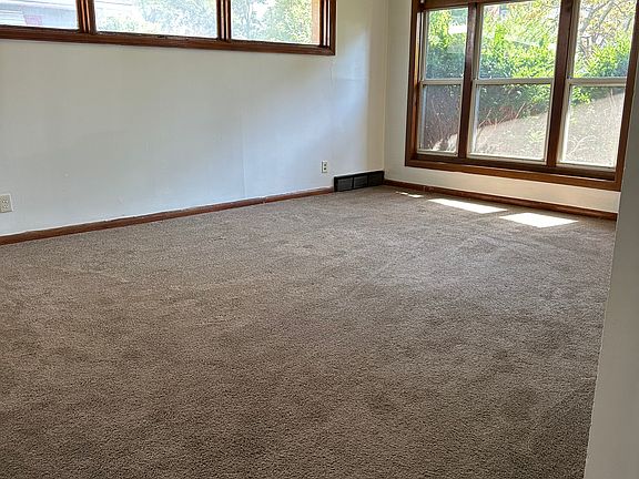 3rd image of 1557 Marabar Dr