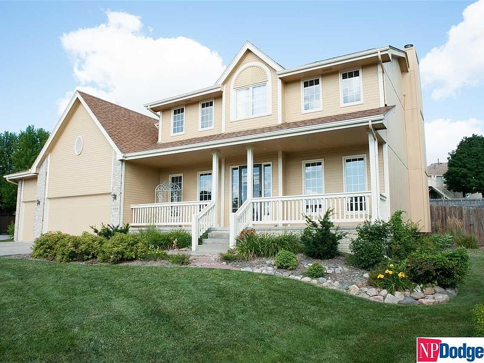 1st image of 2207 N 151st Avenue Cir