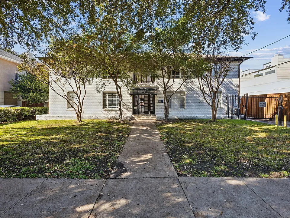 4321 Cole Ave