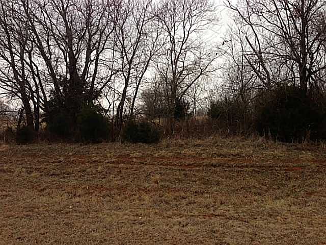 2nd image of 5300 N Porter Ave