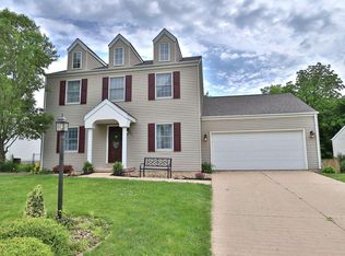 407 Circuit Ct, East Peoria, IL 61611