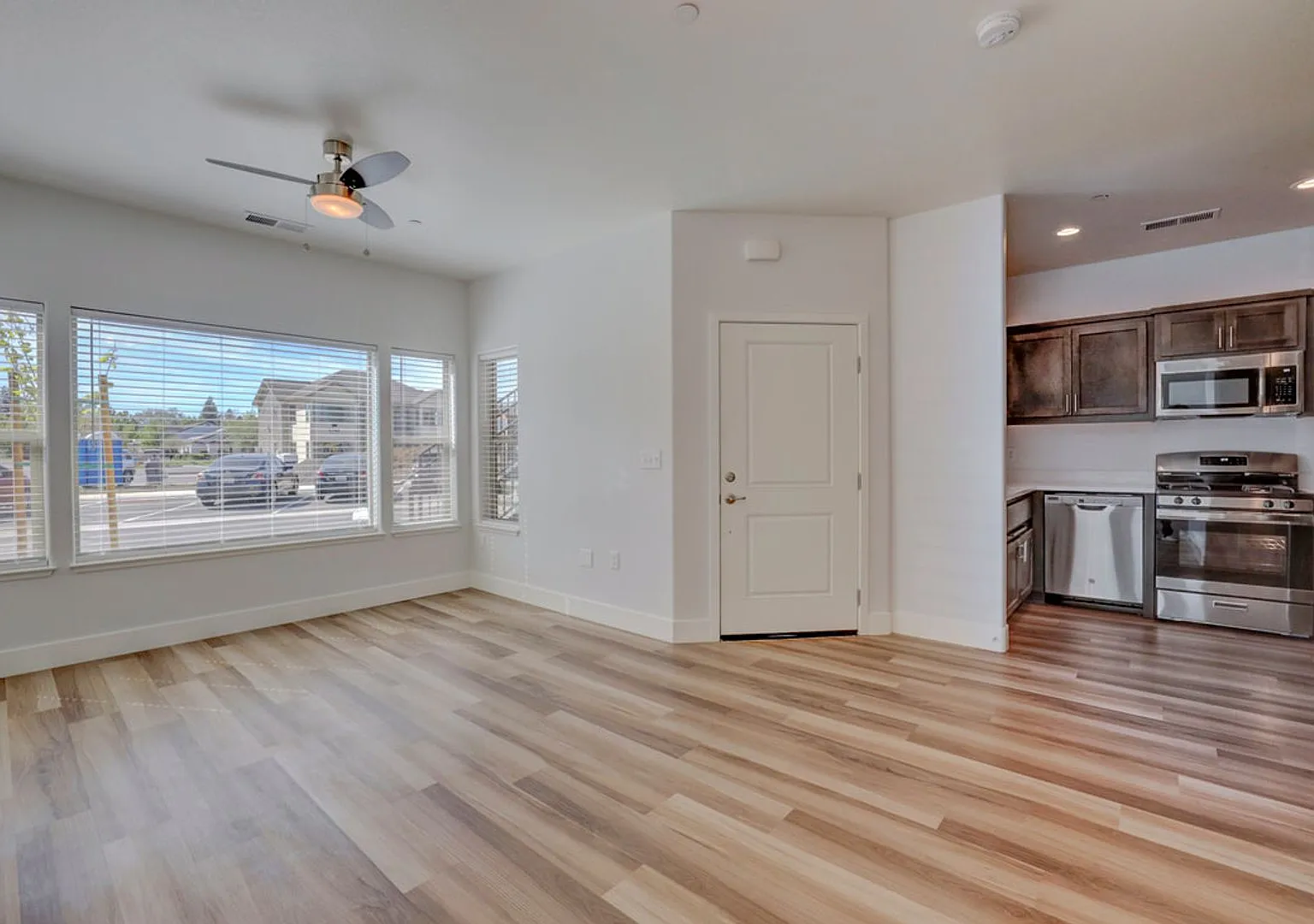 The Enclave Apartments — Photo 4