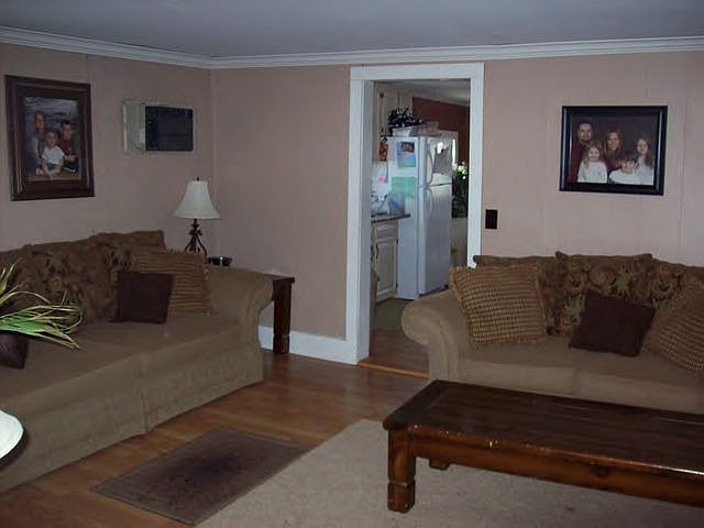 2nd image of 106 Coolidge Ave