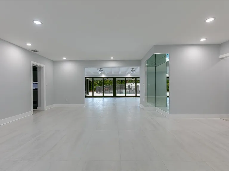 13401 SW 83rd Ave — Photo 29