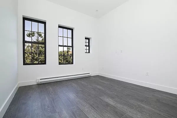 Rented by Brookhaus Capital Inc | media 13