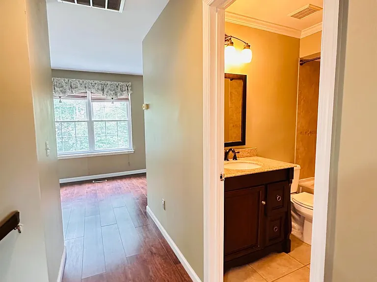 222 Long Meadow Rd — Photo 12