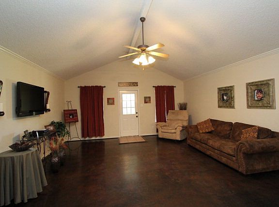 3rd image of 101 Sherwood Shore Dr
