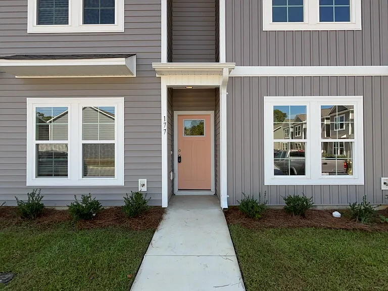 177 Loren Rd — Photo 1