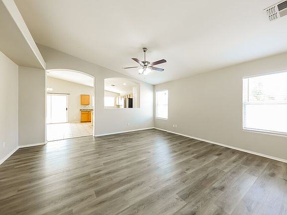 4th image of 15189 W Woodlands Ave