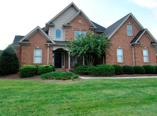 1031 Keswick Ln, Clemmons, NC 27012