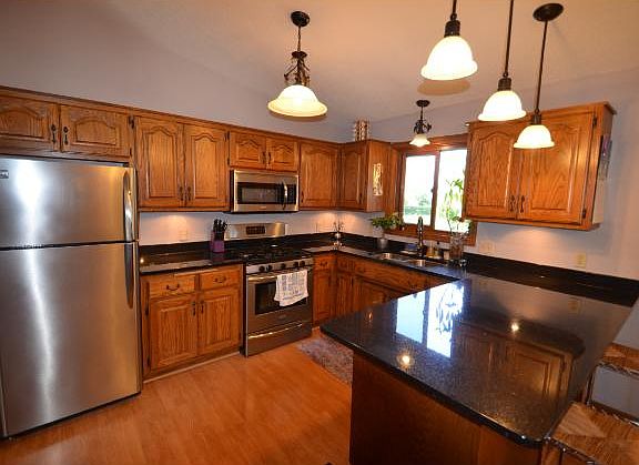 3rd image of 2705 Stearns Way