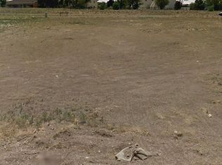 930 S Honeysuckle Dr, Pueblo West, CO 81007