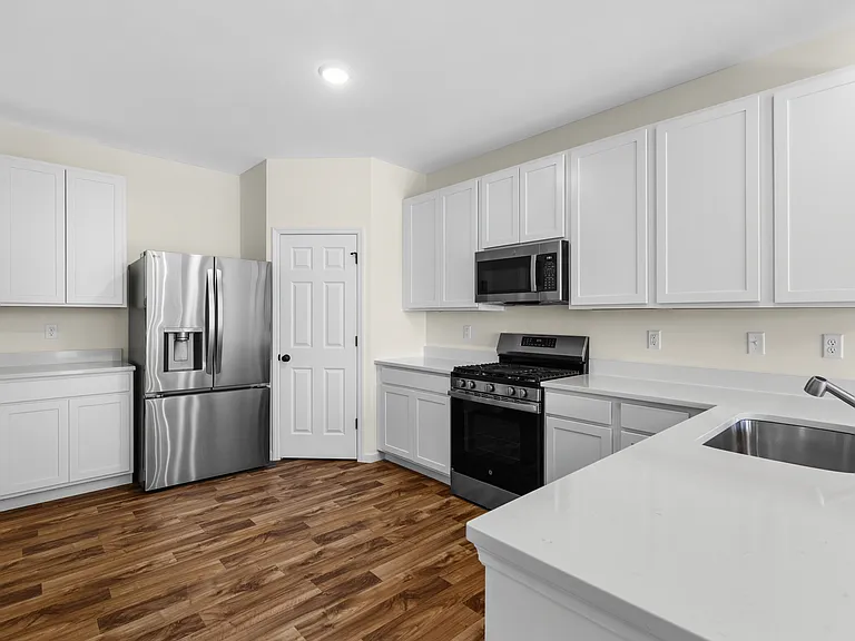 297 Osprey Ct — Photo 11