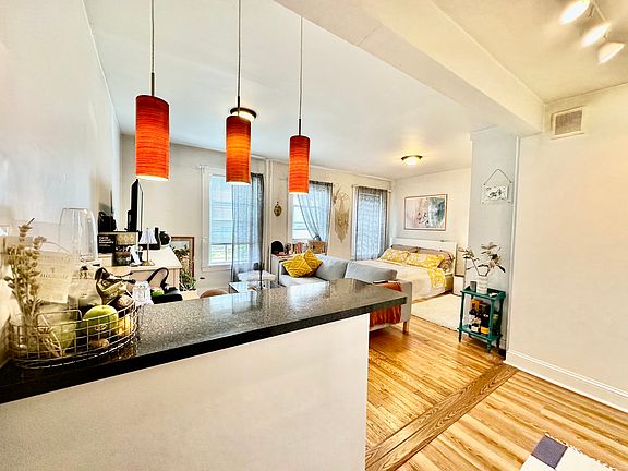2nd image of 22-13 24th St #1R