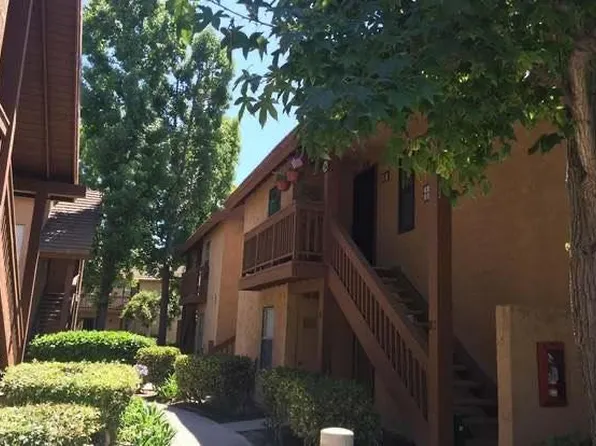 182 Lemon Grv, Irvine, CA 92618