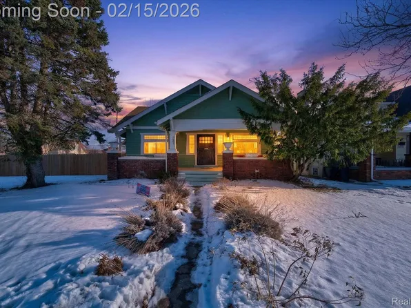 241 Moss St, Highland Park, MI 48203