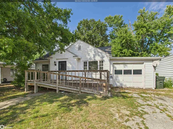 402 Hawthorne Pl, Keokuk, IA 52632