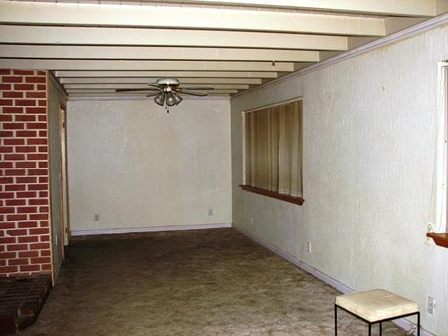 2nd image of 37305 Main St
