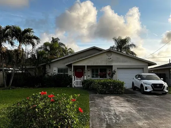 3650 Brooklyn Ln, Lake Worth, FL 33461