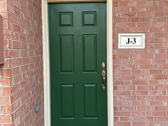 4th image of 2710 Grants Lake Blvd Unit J3