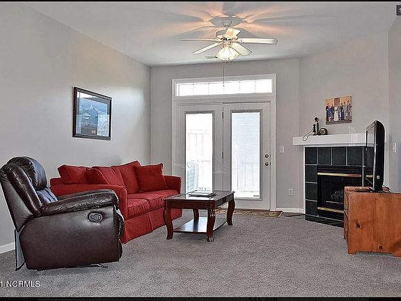 4th image of 1017 Avenshire Cir