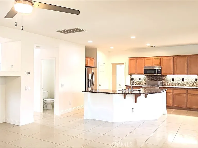 12554 Desert Springs St — Photo 5