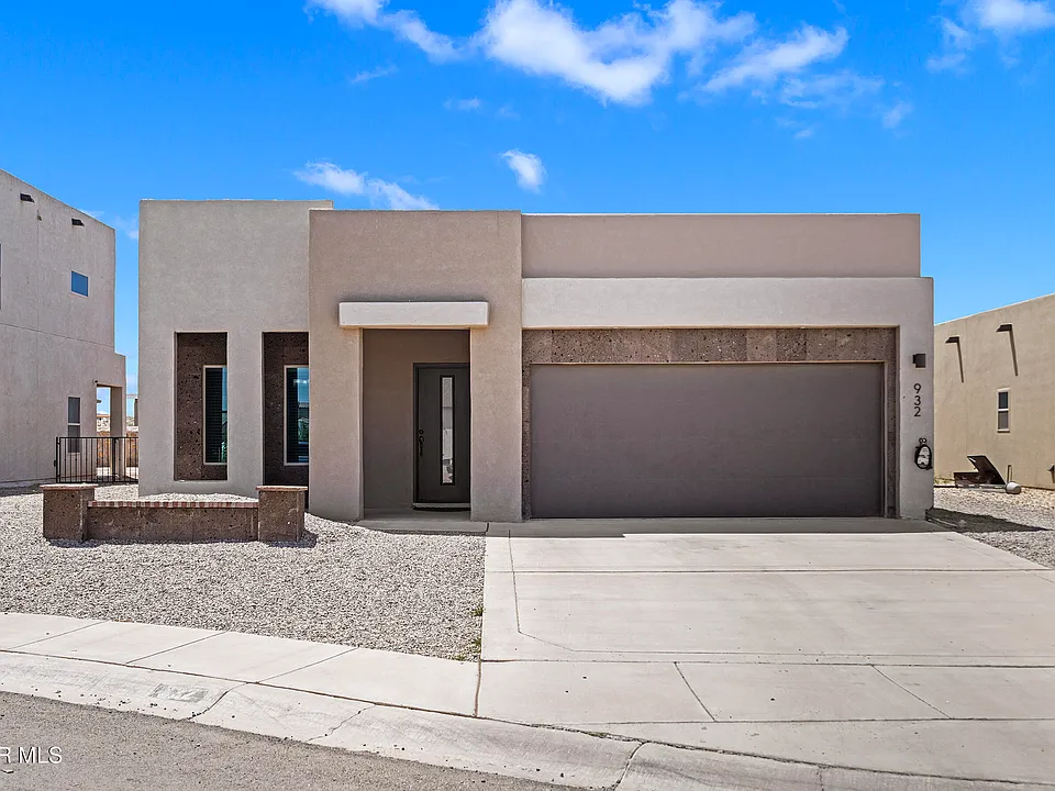 932 Texas Madrone Dr