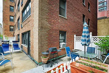 Rented by (Legacy) Elegran