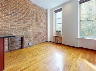 349 W 46th St APT 3, New York, NY 10036