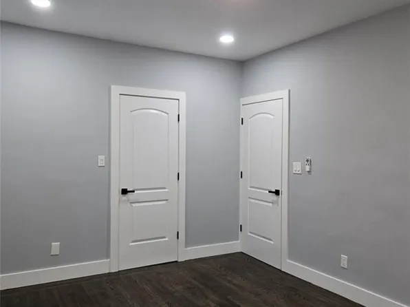 2713 Avenue Y image 14 of 21